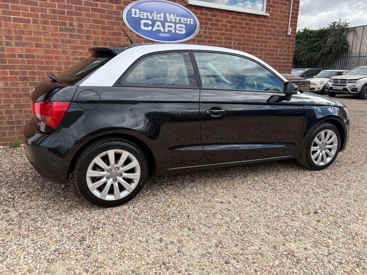 2011 AUDI A1 2011 AUDI A1