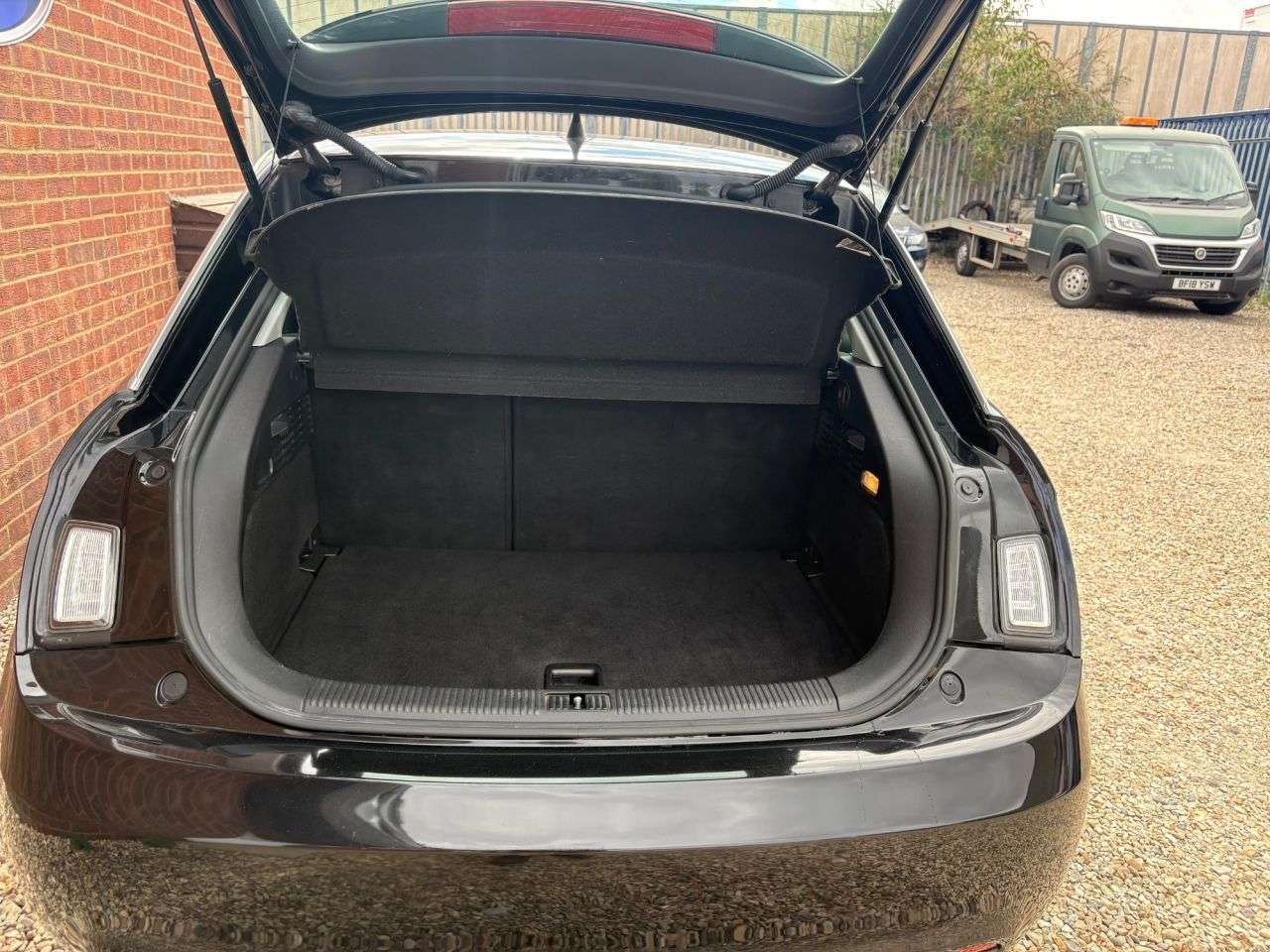 2011 AUDI A1 2011 AUDI A1