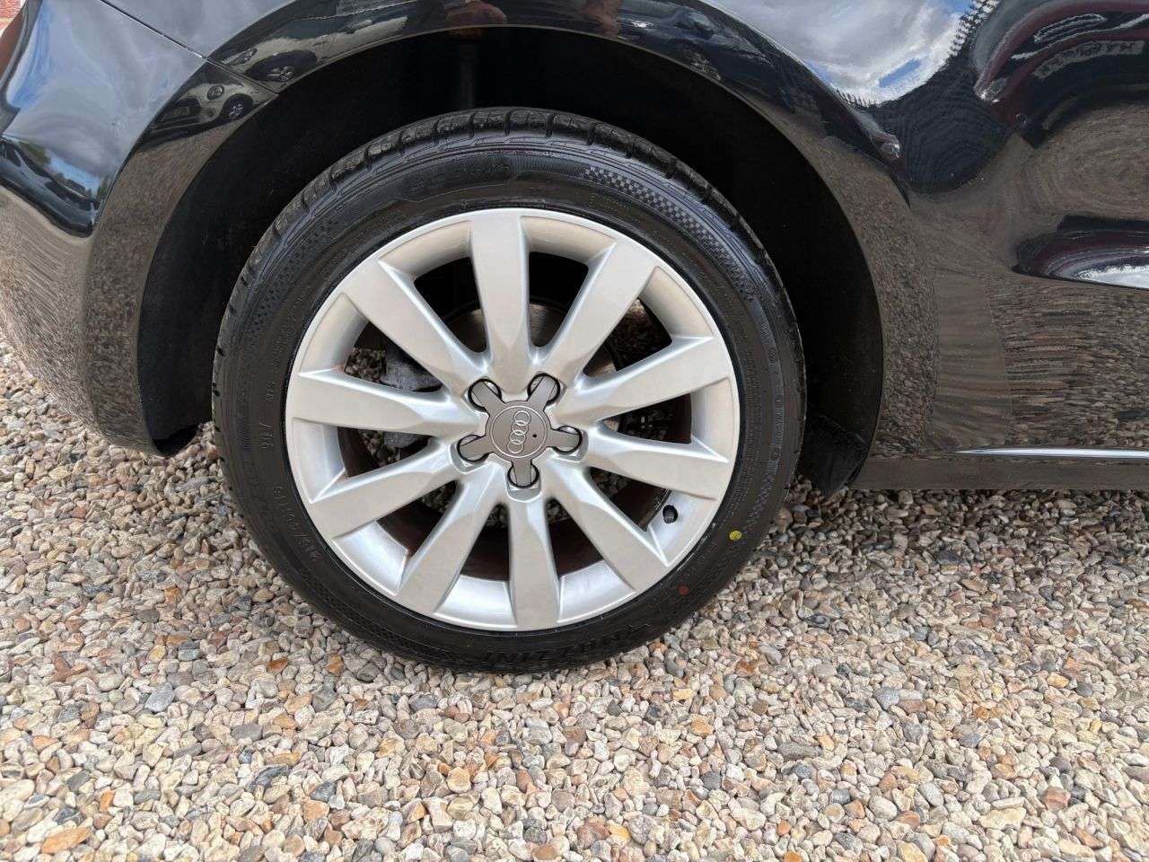 2011 AUDI A1 2011 AUDI A1