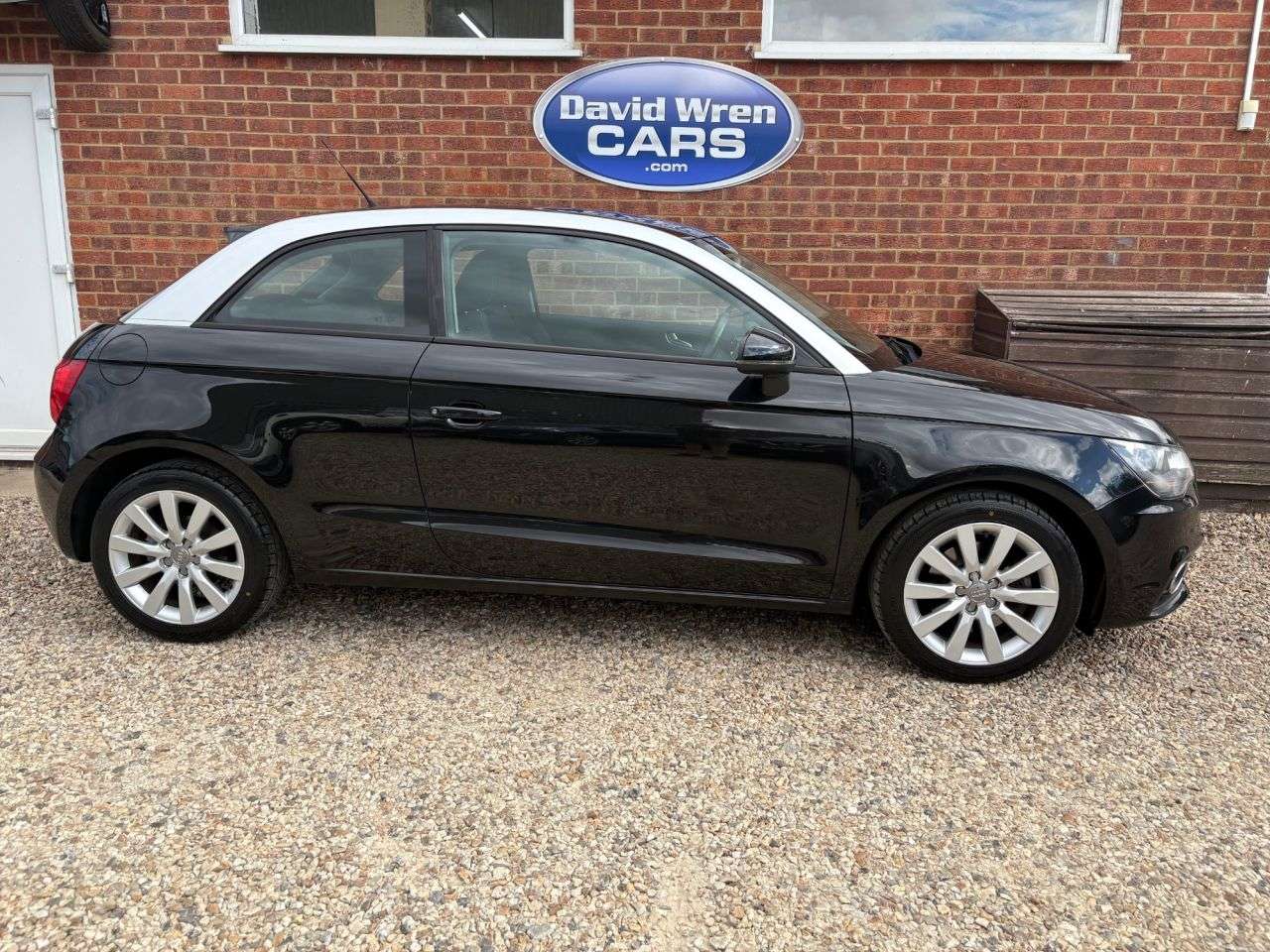 2011 AUDI A1 2011 AUDI A1