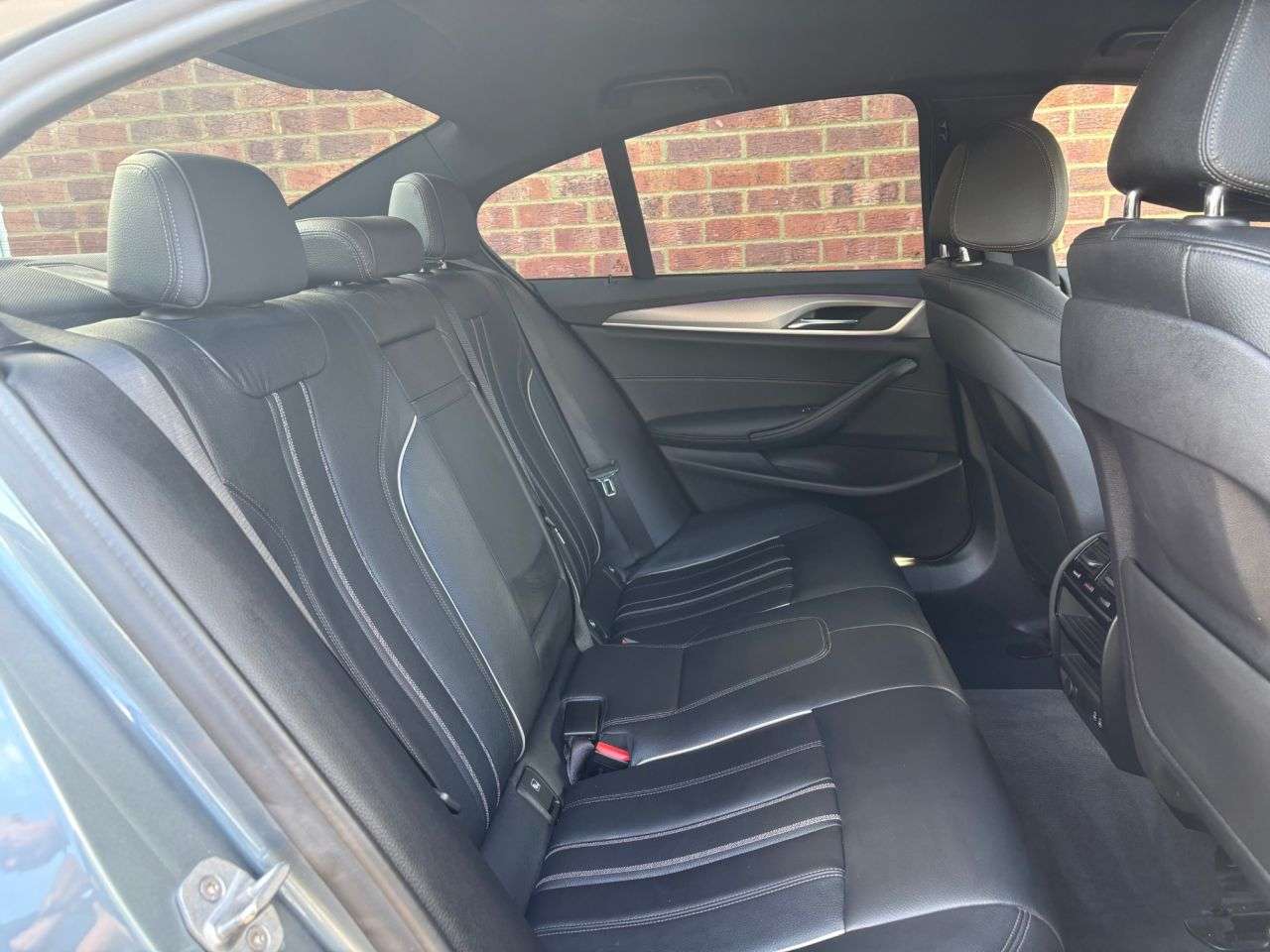 2019 BMW 5 SERIES 2019 BMW 5 SERIES