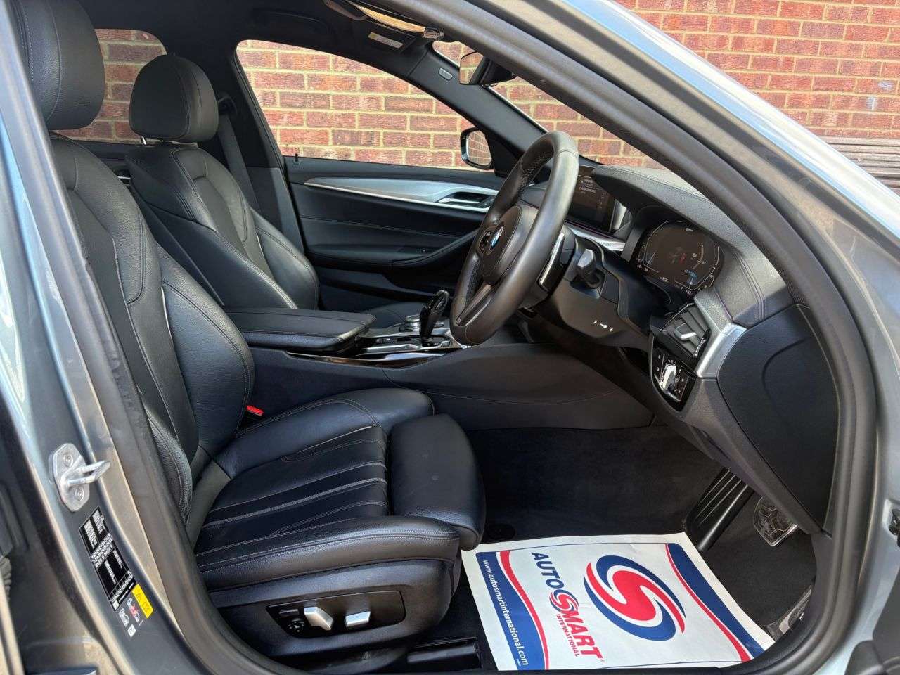 2019 BMW 5 SERIES 2019 BMW 5 SERIES