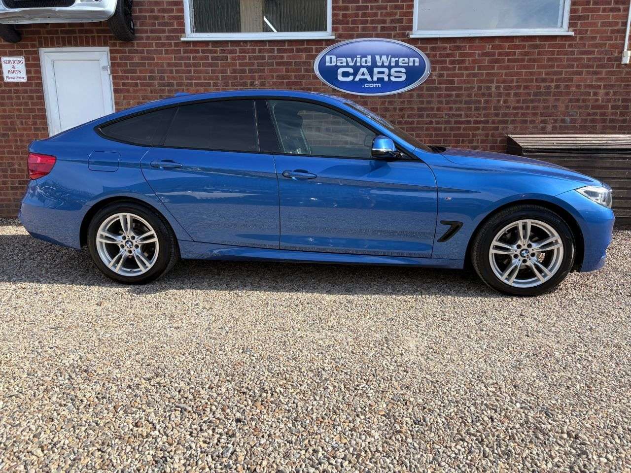 2017 BMW 3 SERIES GRAN TURISMO 2017 BMW 3 SERIES GRAN TURISMO