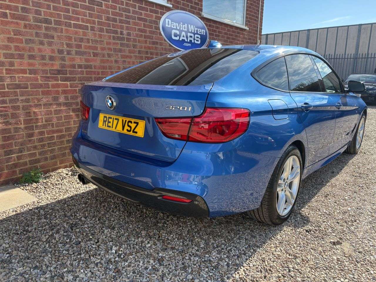 2017 BMW 3 SERIES GRAN TURISMO 2017 BMW 3 SERIES GRAN TURISMO