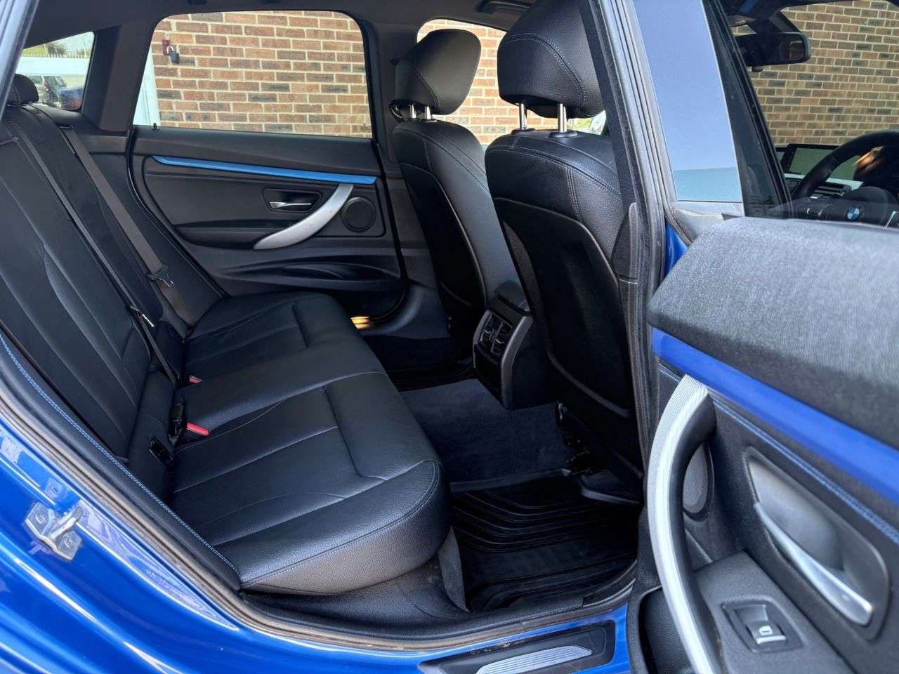 2017 BMW 3 SERIES GRAN TURISMO 2017 BMW 3 SERIES GRAN TURISMO