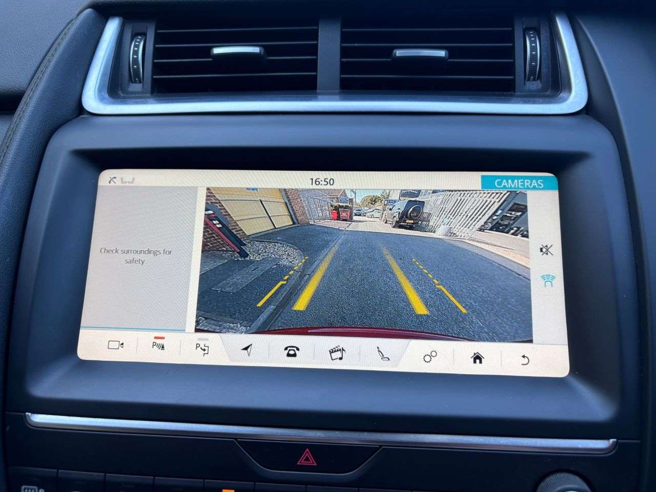 2018 JAGUAR E-PACE 2018 JAGUAR E-PACE