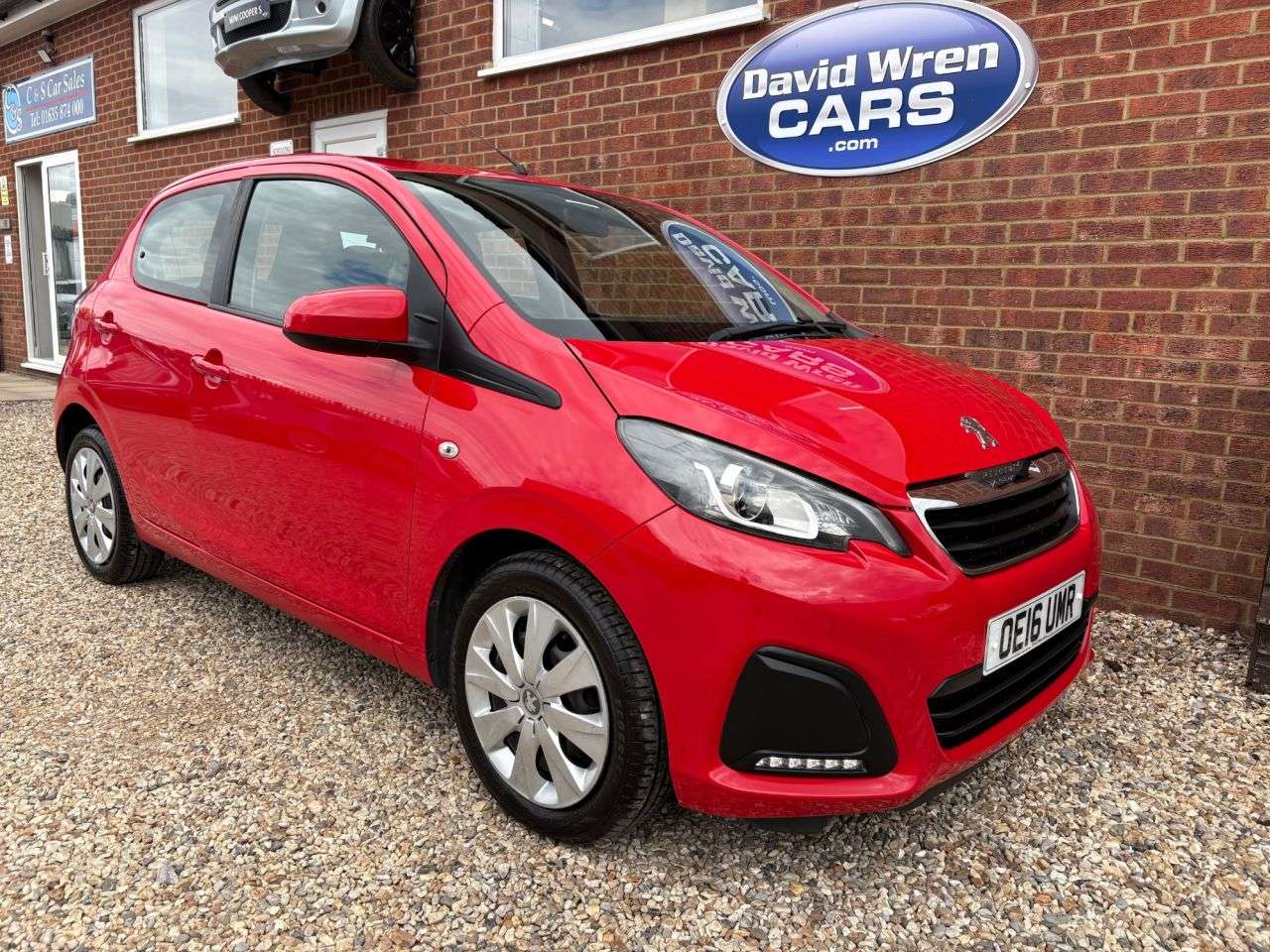 A 2016 PEUGEOT 108 1.0 Active Hatchback 5dr Petrol 2 Tronic Euro 6 (68 ps) A 2016 PEUGEOT 108 1.0 Active Hatchback 5dr Petrol 2 Tronic Euro 6 (68 ps)