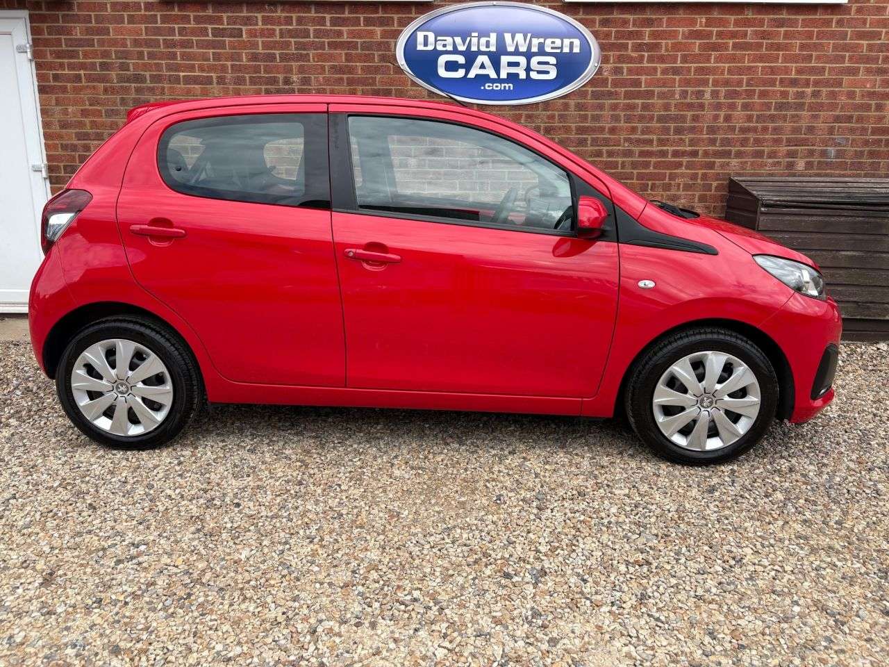 2016 PEUGEOT 108 2016 PEUGEOT 108