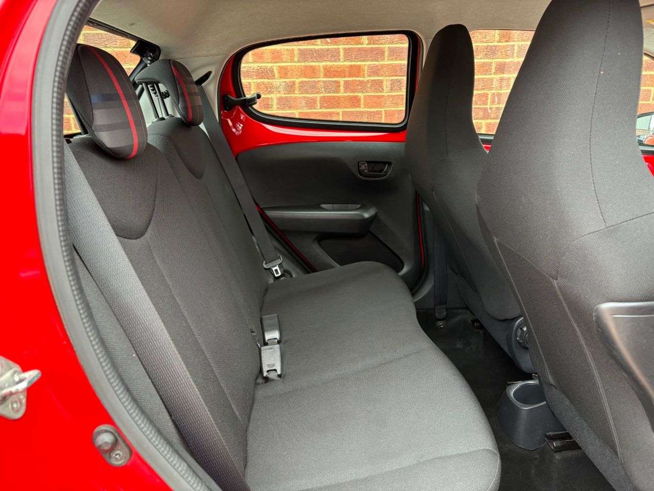 2016 PEUGEOT 108 2016 PEUGEOT 108
