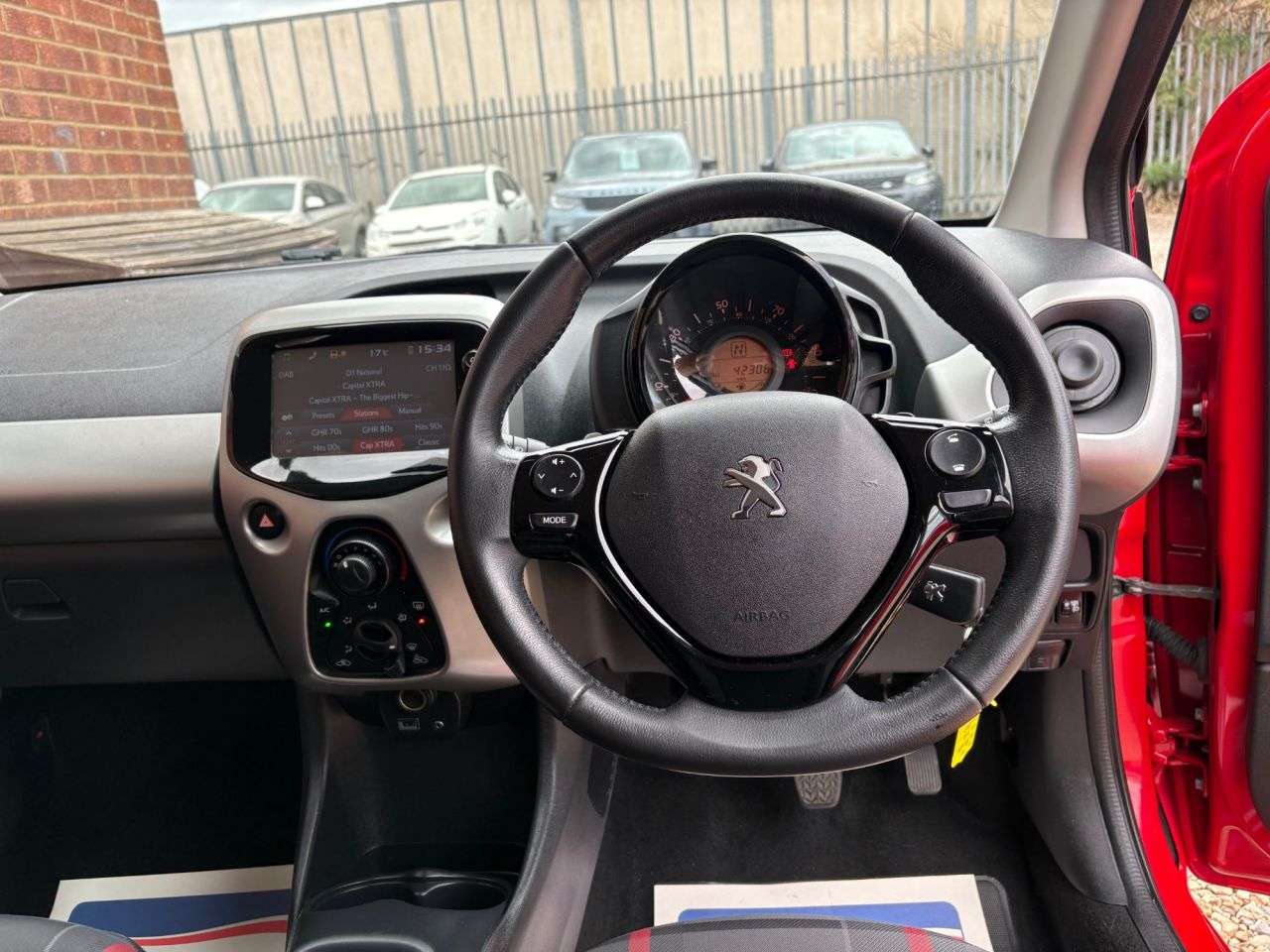 2016 PEUGEOT 108 2016 PEUGEOT 108