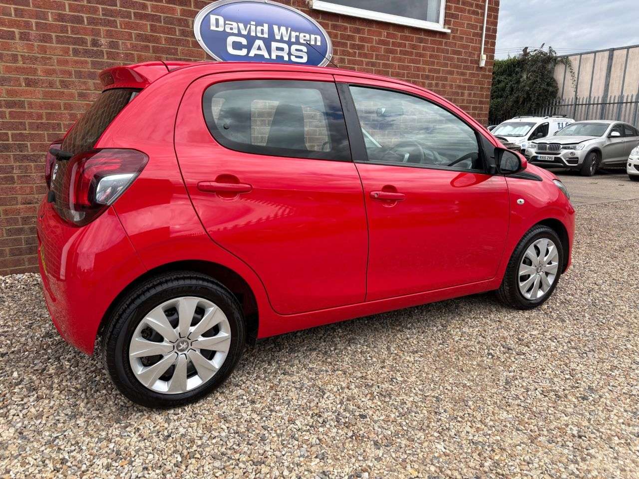 2016 PEUGEOT 108 2016 PEUGEOT 108