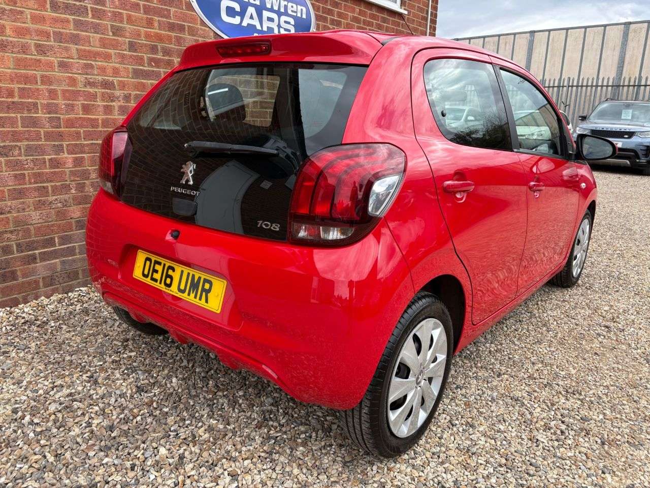 2016 PEUGEOT 108 2016 PEUGEOT 108