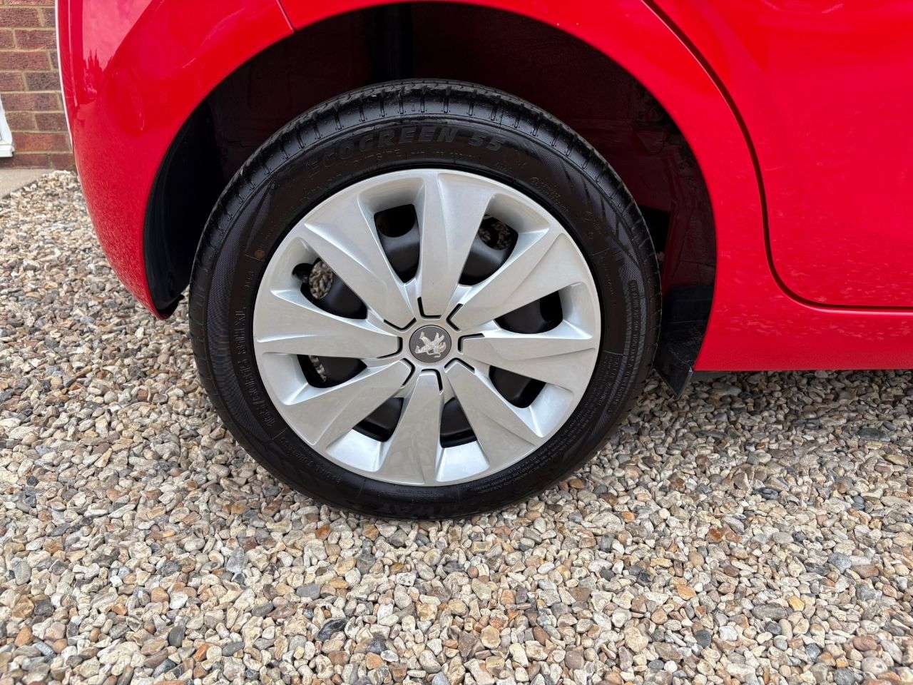2016 PEUGEOT 108 2016 PEUGEOT 108