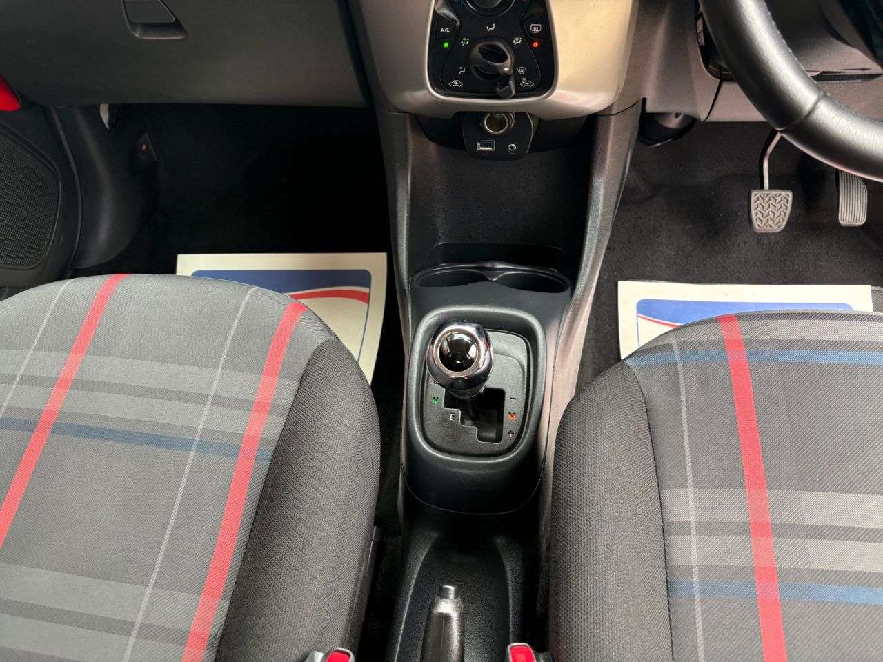 2016 PEUGEOT 108 2016 PEUGEOT 108