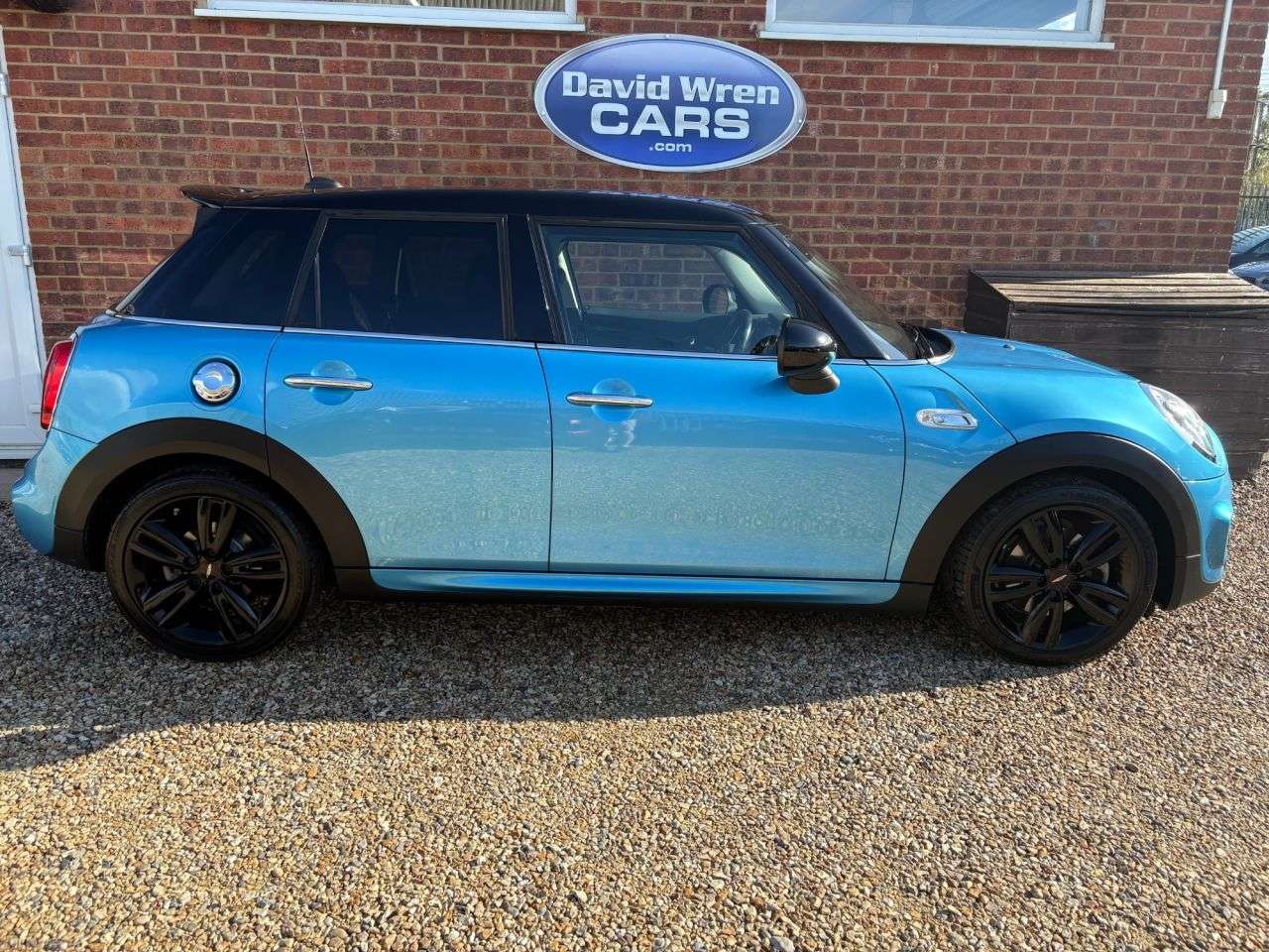 2017 MINI HATCH 2017 MINI HATCH