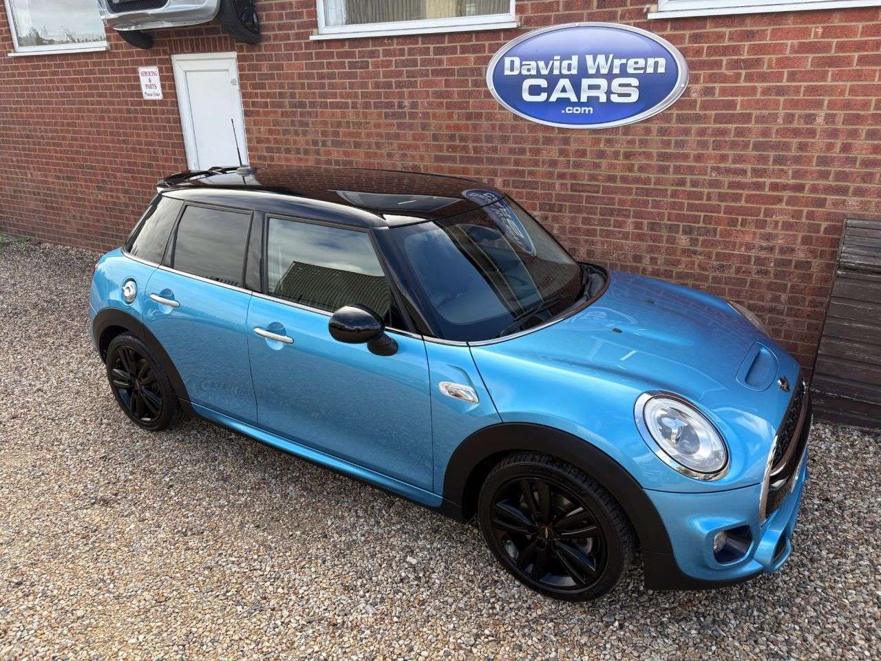 2017 MINI HATCH 2017 MINI HATCH