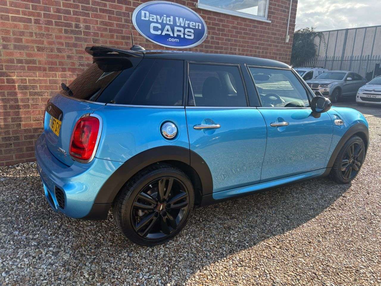 2017 MINI HATCH 2017 MINI HATCH