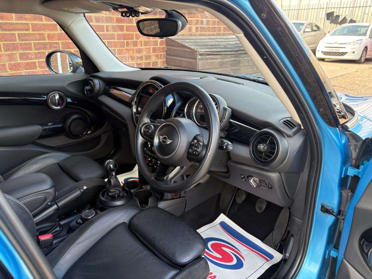 2017 MINI HATCH 2017 MINI HATCH