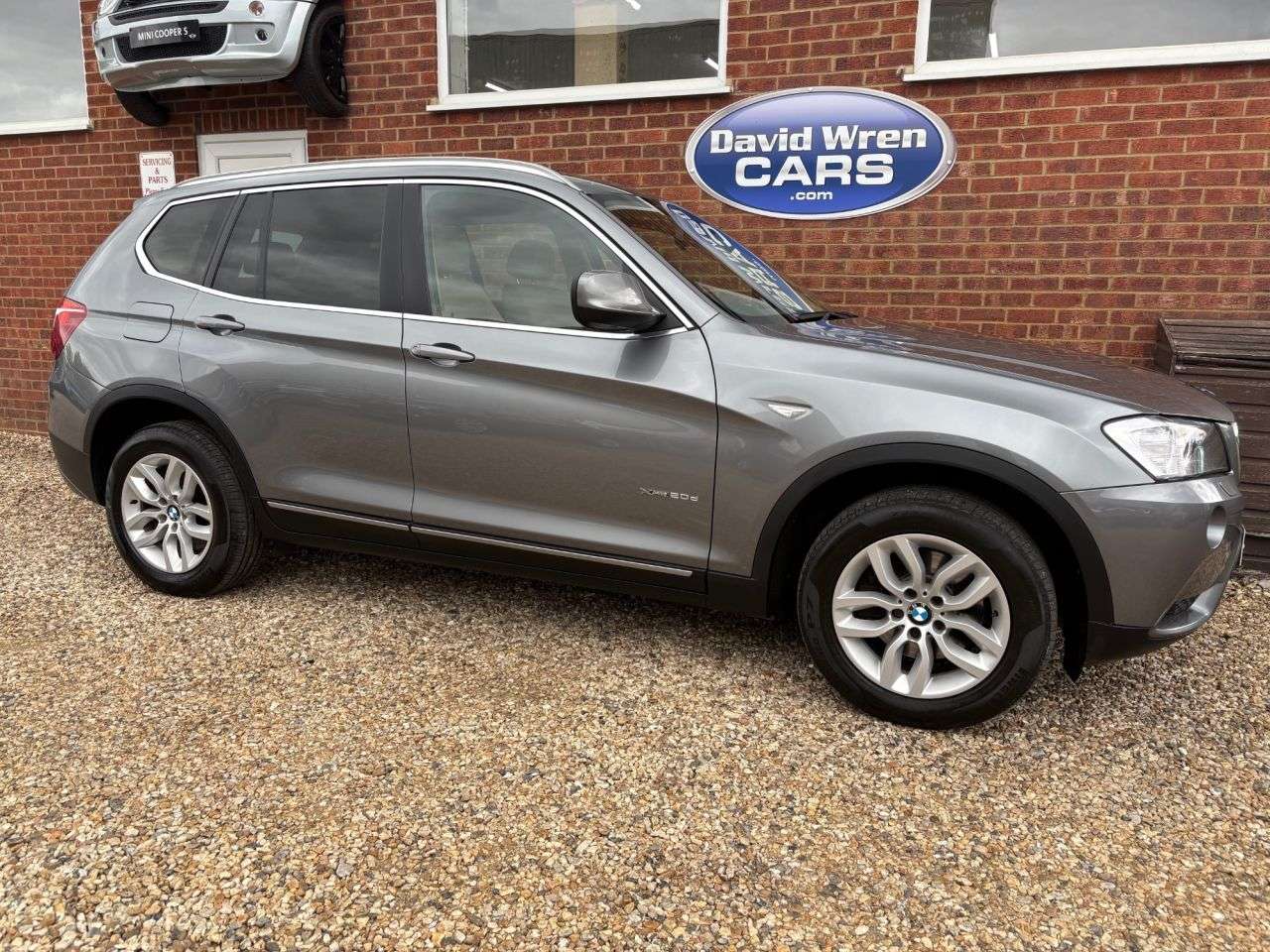 A 2013 BMW X3 2.0 20d SE SUV 5dr Diesel Auto xDrive Euro 5 (s/s) (184 ps) A 2013 BMW X3 2.0 20d SE SUV 5dr Diesel Auto xDrive Euro 5 (s/s) (184 ps)
