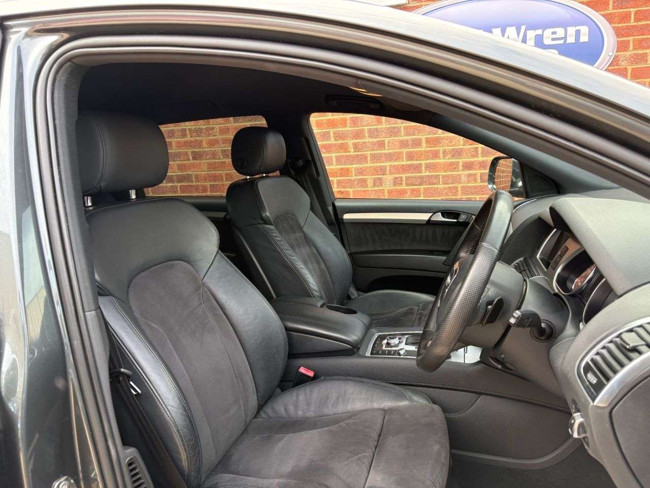 2011 AUDI Q7 2011 AUDI Q7