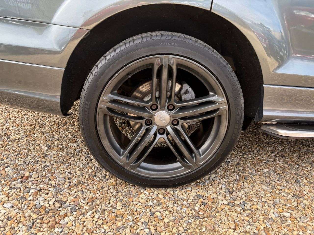 2011 AUDI Q7 2011 AUDI Q7