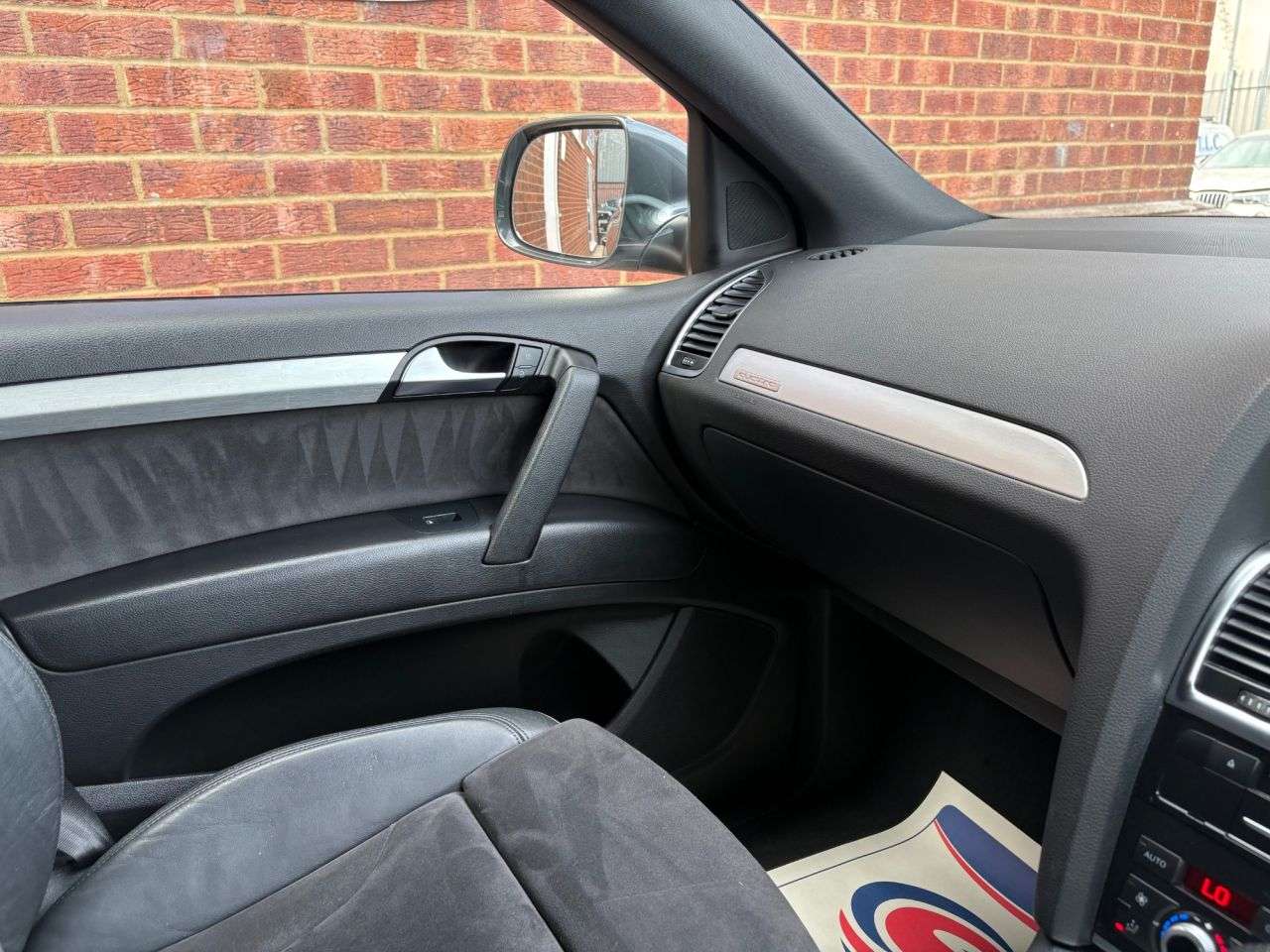 2011 AUDI Q7 2011 AUDI Q7