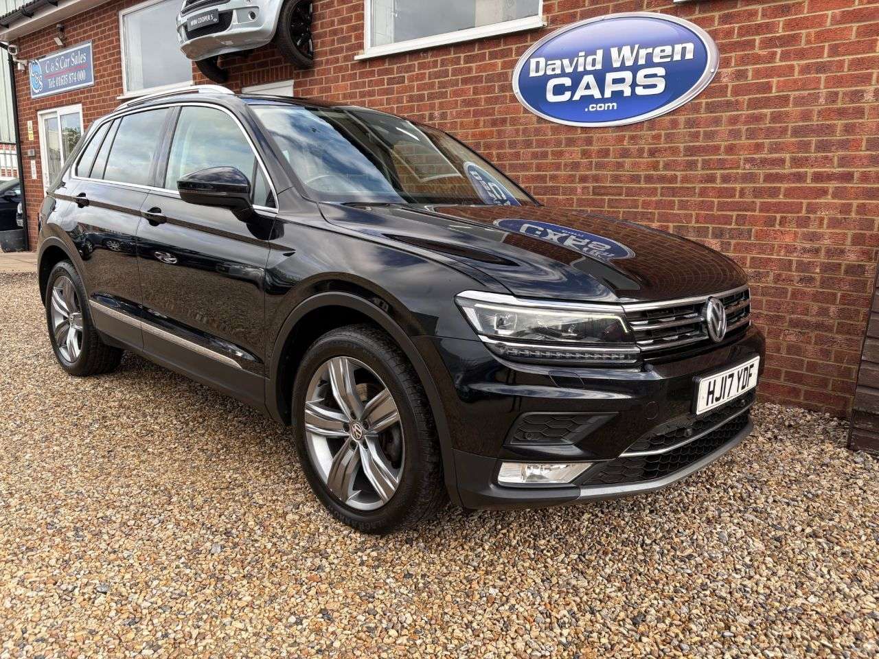 2017 VOLKSWAGEN TIGUAN 2017 VOLKSWAGEN TIGUAN
