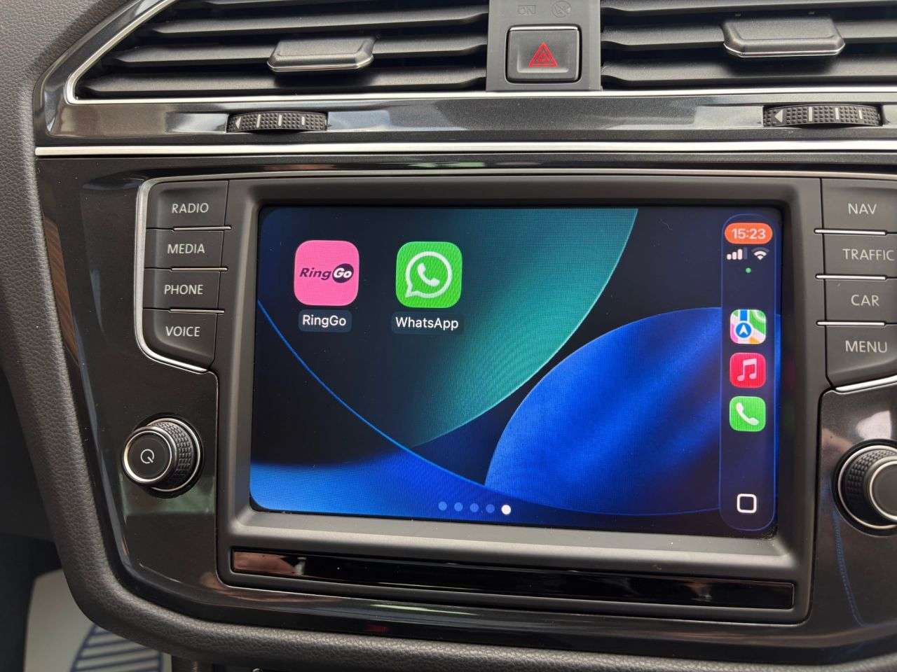 2017 VOLKSWAGEN TIGUAN 2017 VOLKSWAGEN TIGUAN