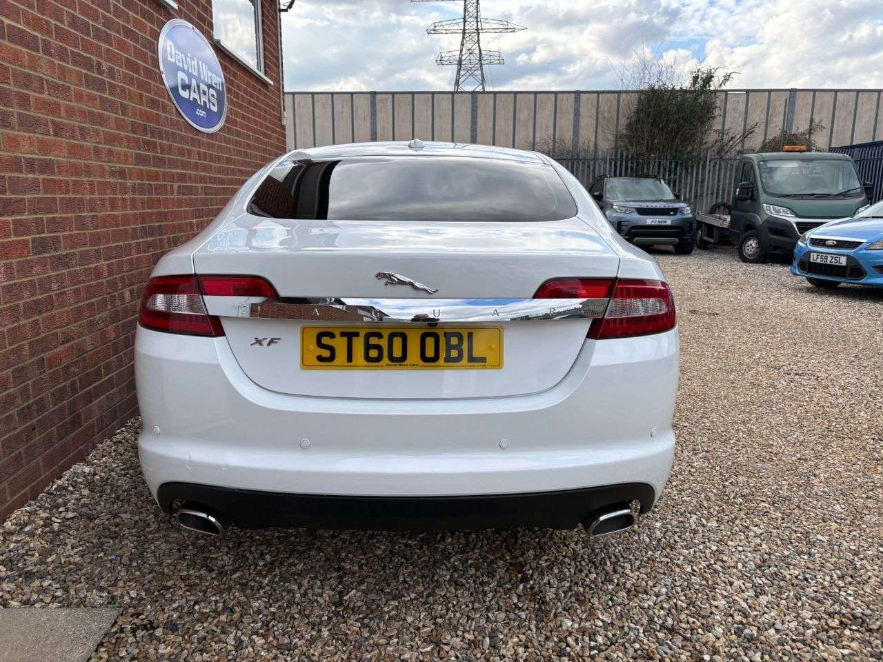 2011 JAGUAR XF 2011 JAGUAR XF