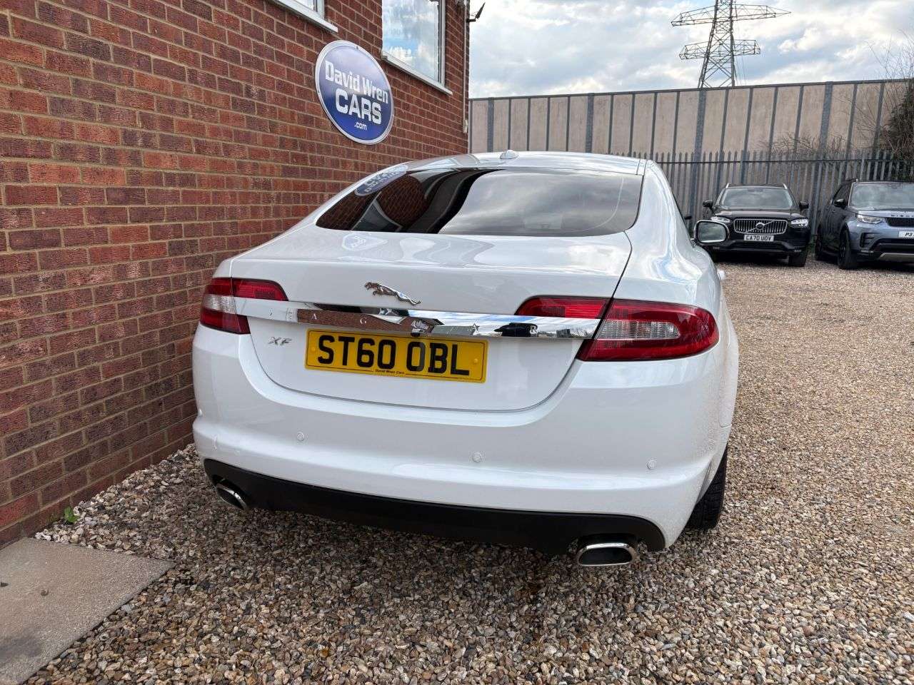 2011 JAGUAR XF 2011 JAGUAR XF