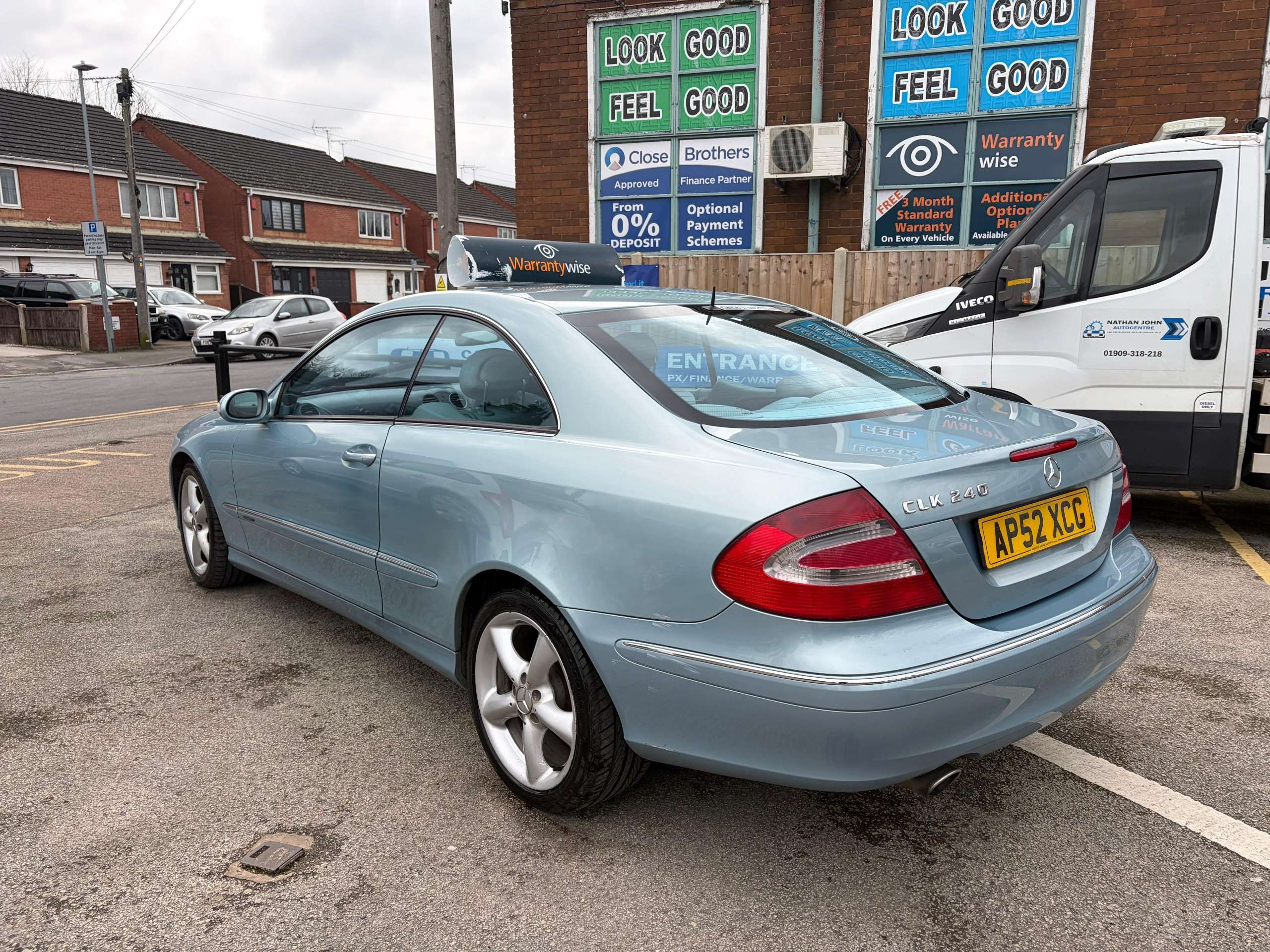 A 2002 MERCEDES-BENZ CLK 2.6 CLK240 Avantgarde Coupe 2dr Petrol Automatic (250 g/km, 170 bhp) A 2002 MERCEDES-BENZ CLK 2.6 CLK240 Avantgarde Coupe 2dr Petrol Automatic (250 g/km, 170 bhp)