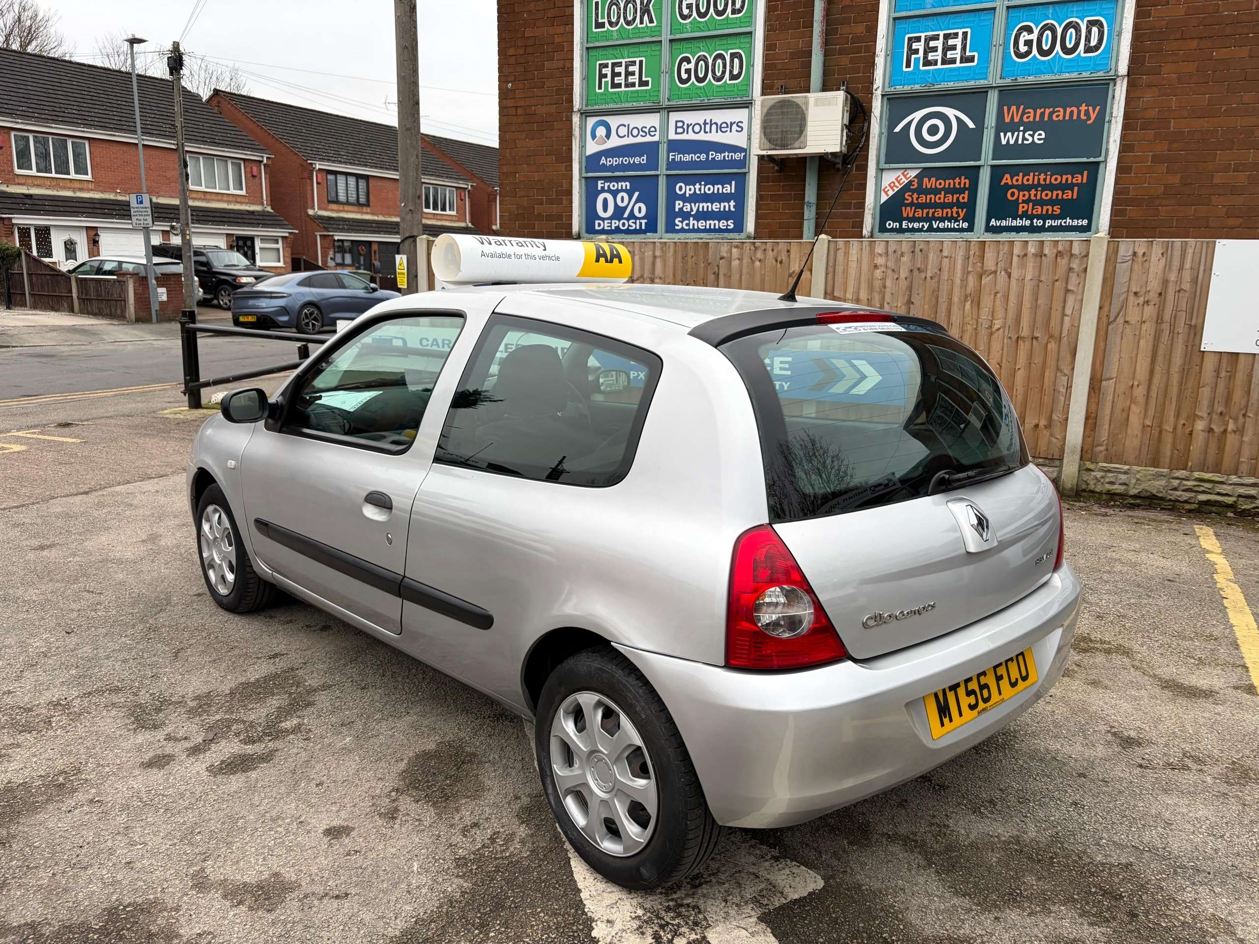 A 2007 RENAULT CLIO 1.2 Campus Hatchback 3dr Petrol Manual (142 g/km, 60 bhp) A 2007 RENAULT CLIO 1.2 Campus Hatchback 3dr Petrol Manual (142 g/km, 60 bhp)