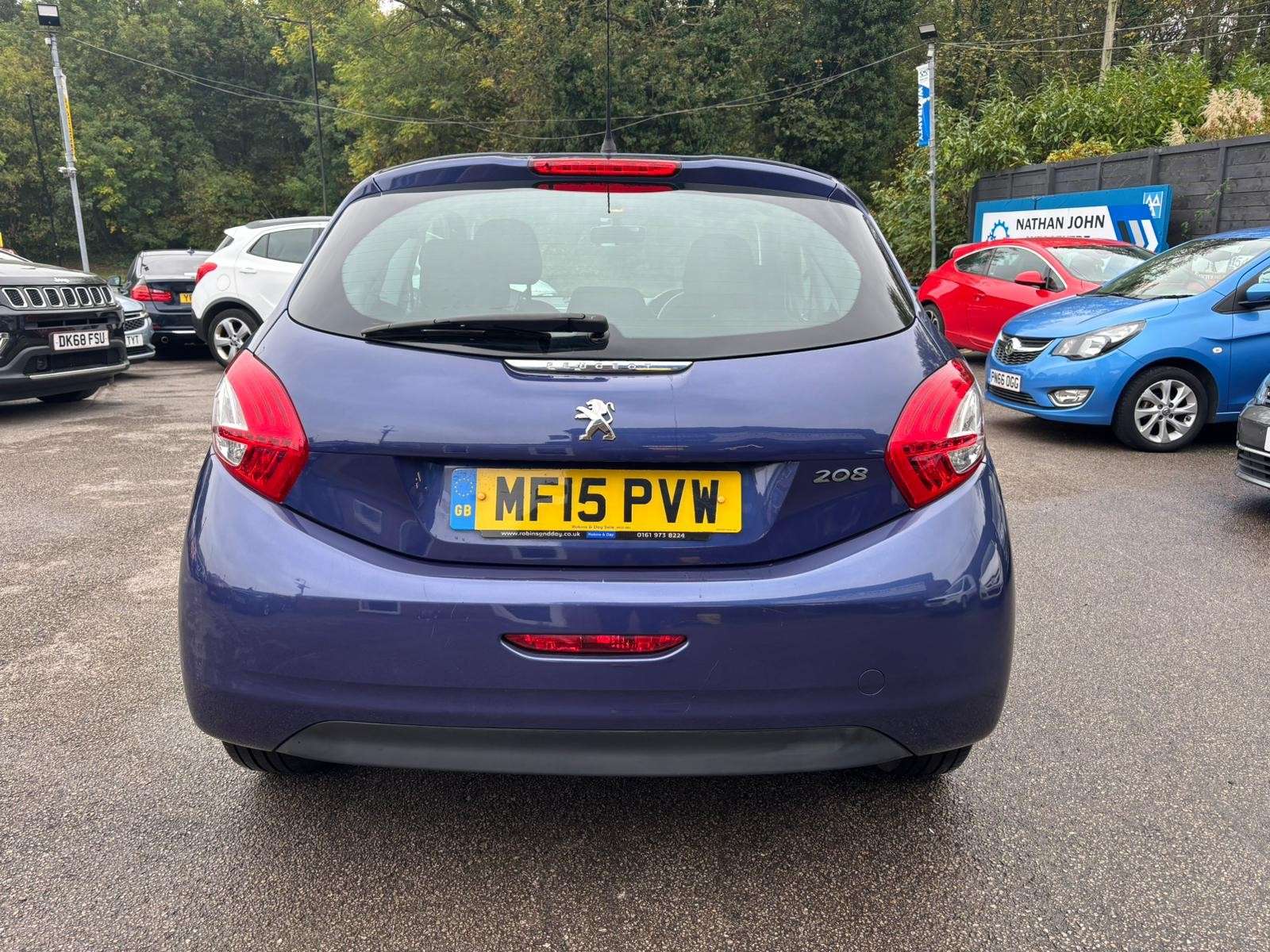 2015 PEUGEOT 208 2015 PEUGEOT 208