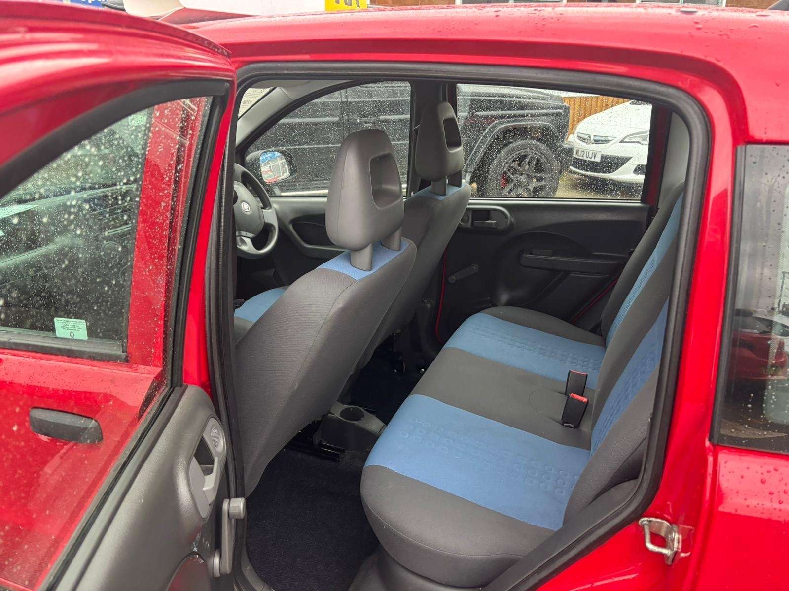 2012 FIAT PANDA 2012 FIAT PANDA