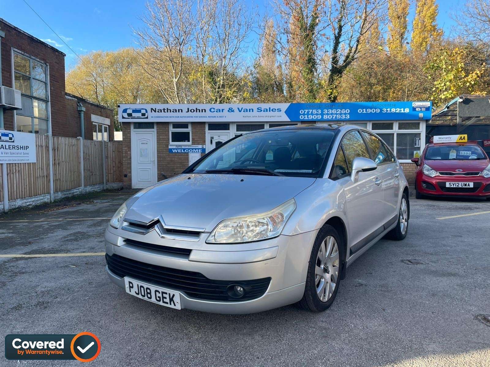 A 2008 CITROEN C4 1.6i 16V Cachet Hatchback 5dr Petrol Manual (169 g/km, 110 bhp) A 2008 CITROEN C4 1.6i 16V Cachet Hatchback 5dr Petrol Manual (169 g/km, 110 bhp)