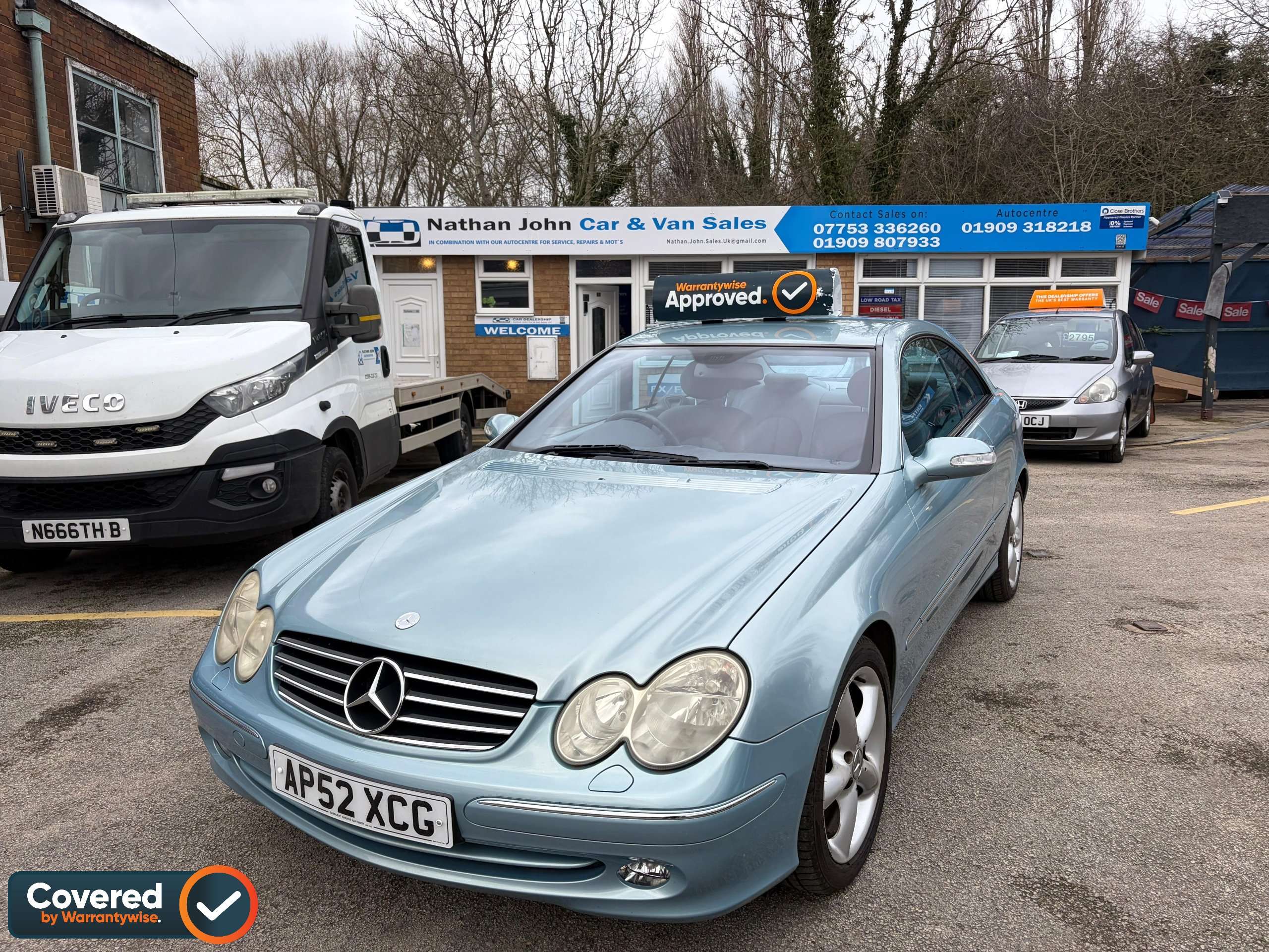 A 2002 MERCEDES-BENZ CLK 2.6 CLK240 Avantgarde Coupe 2dr Petrol Automatic (250 g/km, 170 bhp) A 2002 MERCEDES-BENZ CLK 2.6 CLK240 Avantgarde Coupe 2dr Petrol Automatic (250 g/km, 170 bhp)