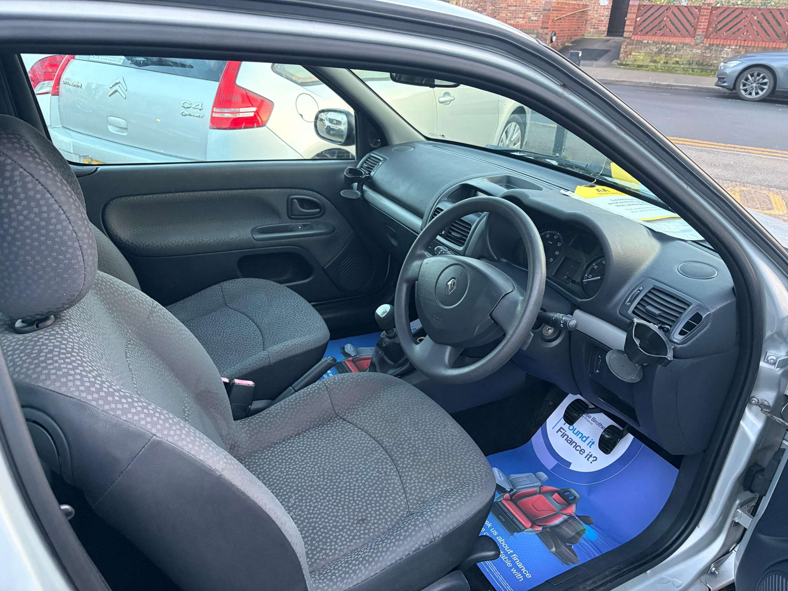 2007 RENAULT CLIO 2007 RENAULT CLIO