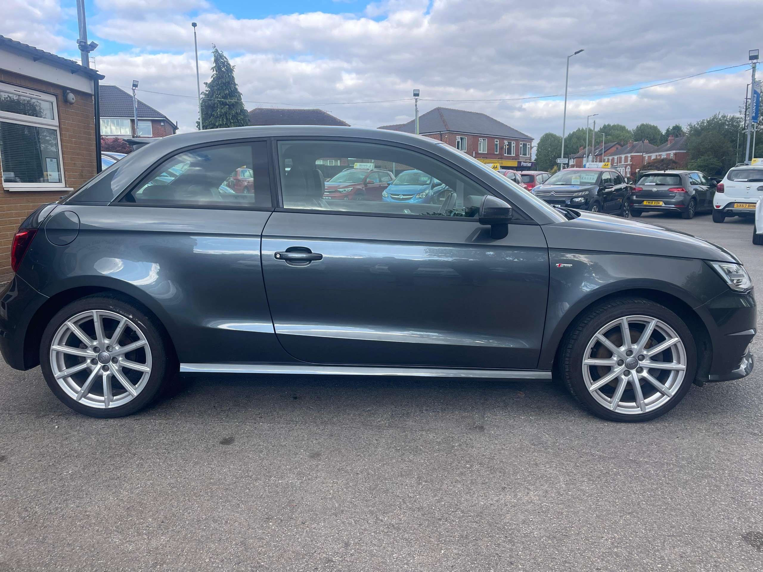 2018 AUDI A1 2018 AUDI A1