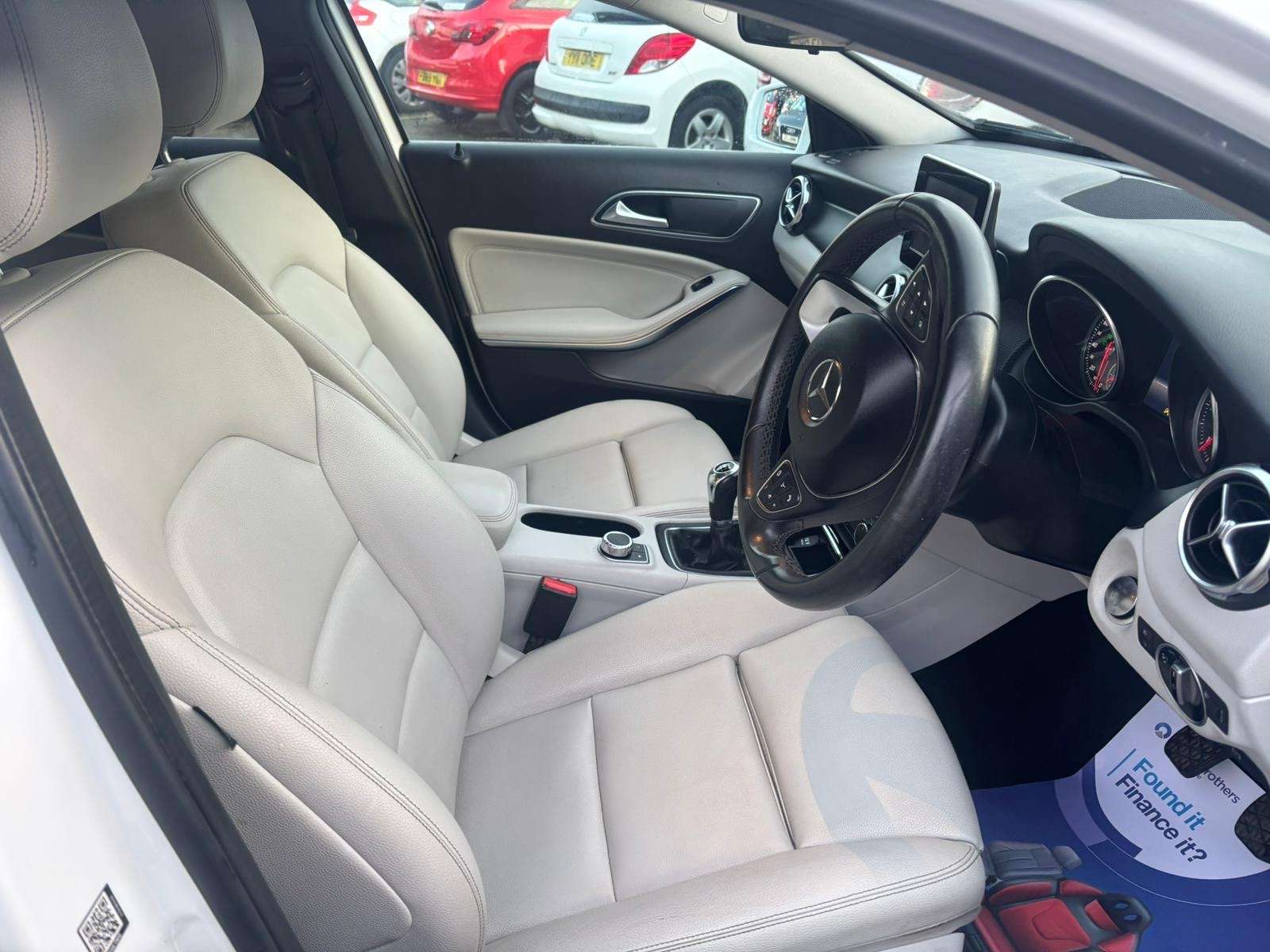 2018 MERCEDES-BENZ GLA 2018 MERCEDES-BENZ GLA