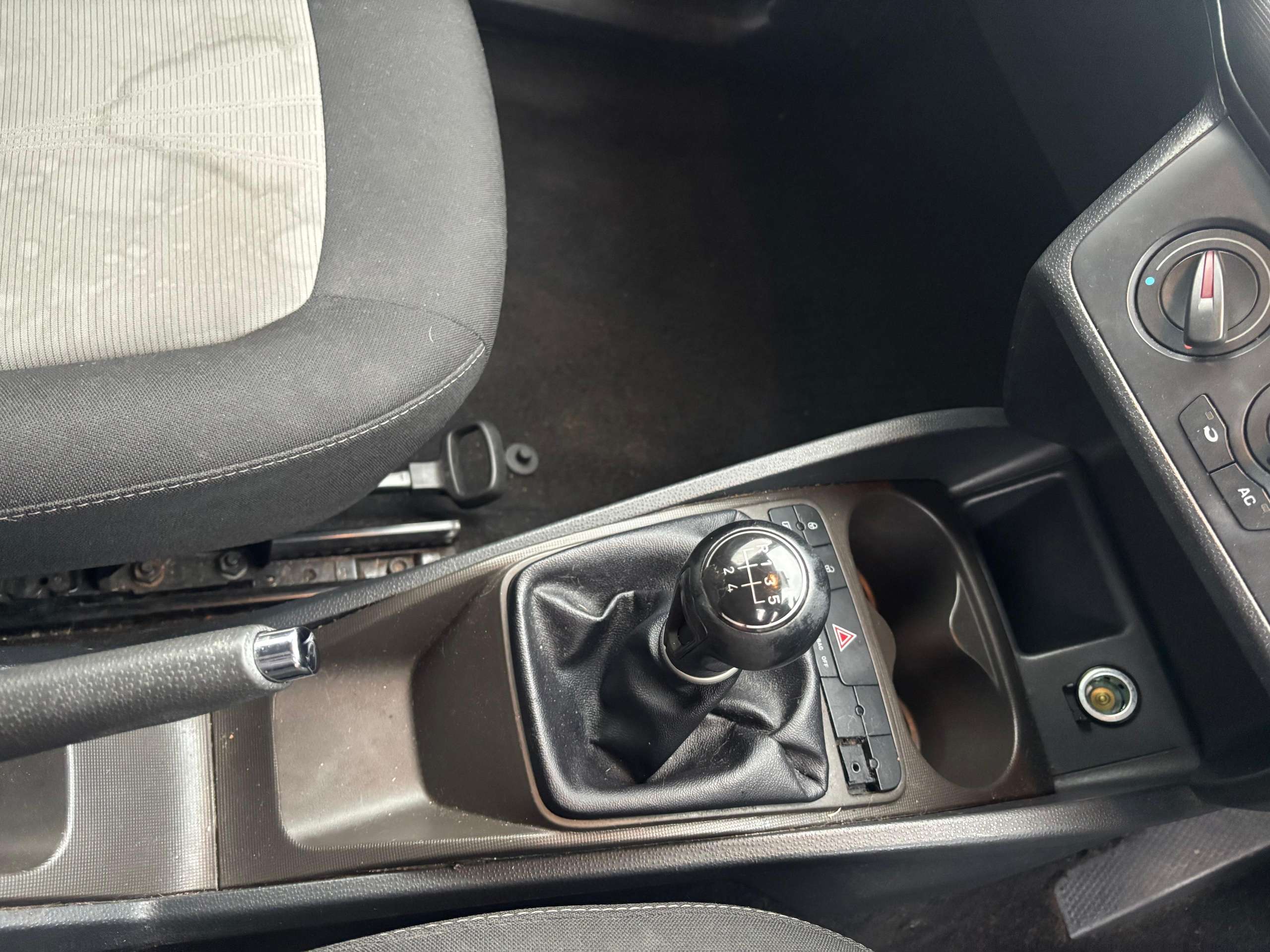 2012 SEAT IBIZA 2012 SEAT IBIZA