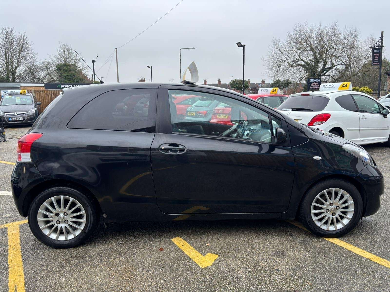 2009 TOYOTA YARIS 2009 TOYOTA YARIS