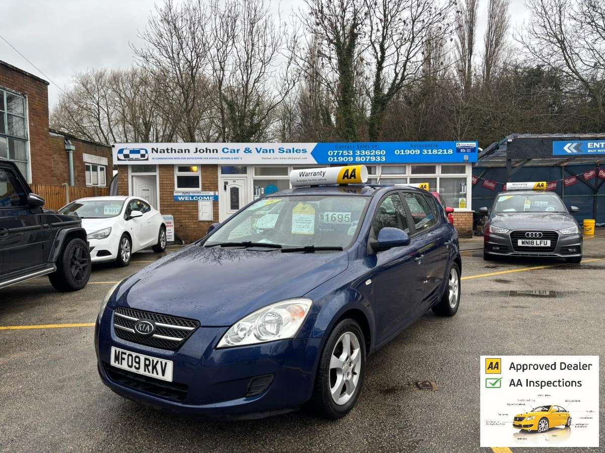 Check out this Kia Ceed 2009 Petrol Manual
