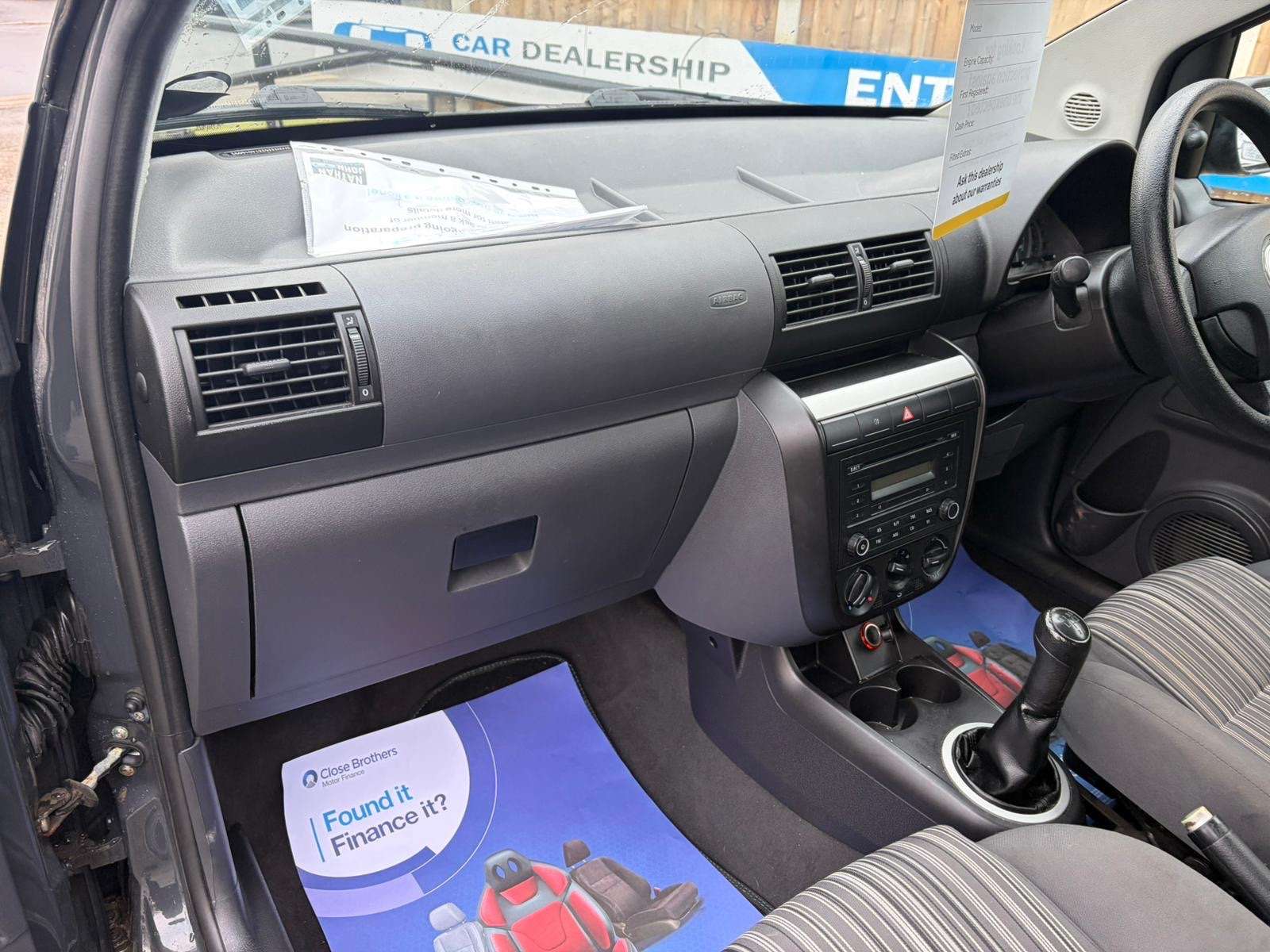 2006 VOLKSWAGEN FOX 2006 VOLKSWAGEN FOX