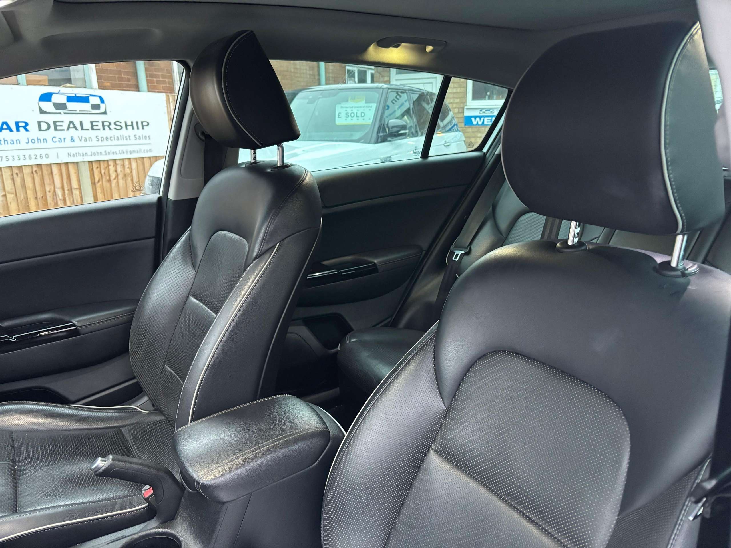 2017 KIA SPORTAGE 2017 KIA SPORTAGE