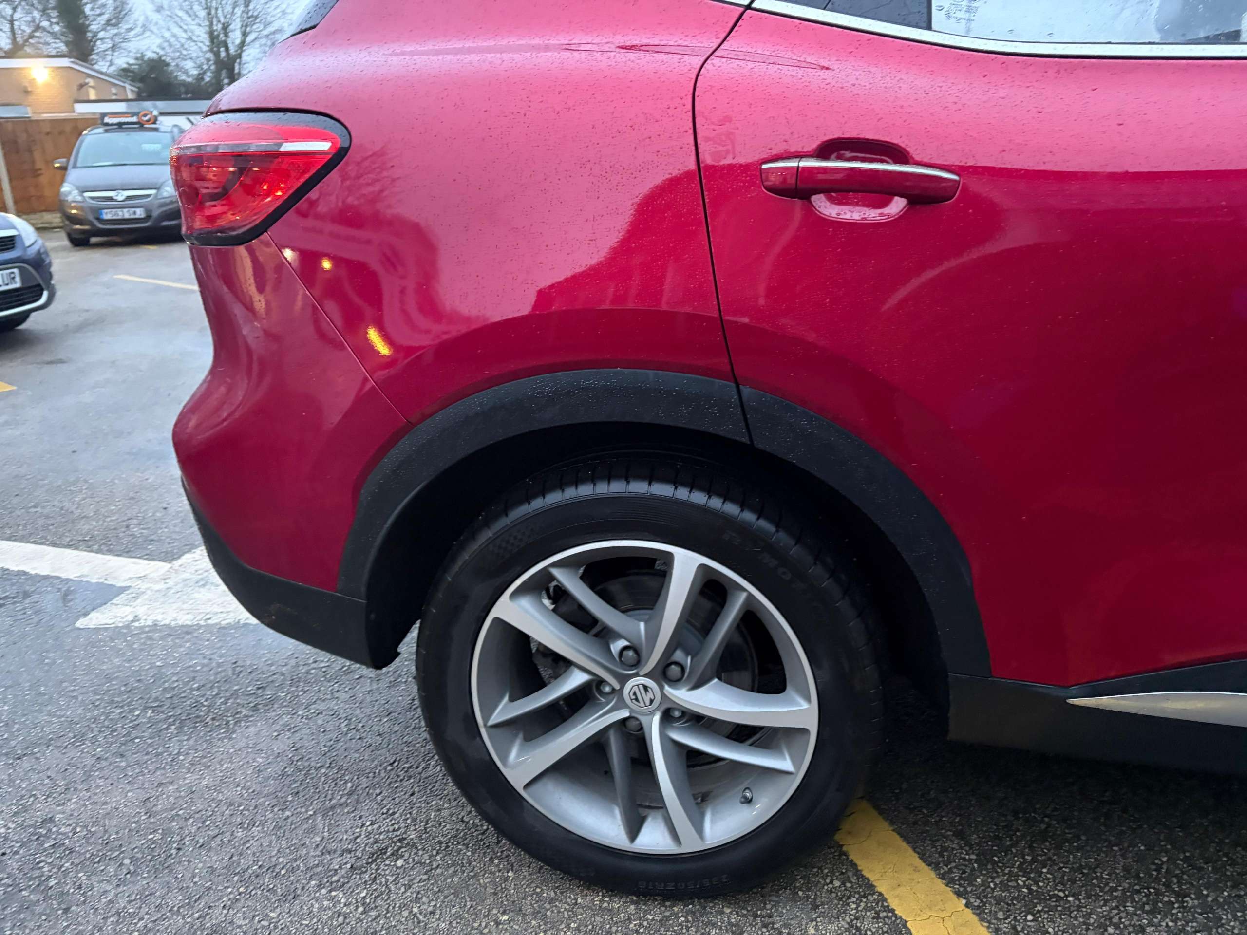 2020 MG HS 2020 MG HS