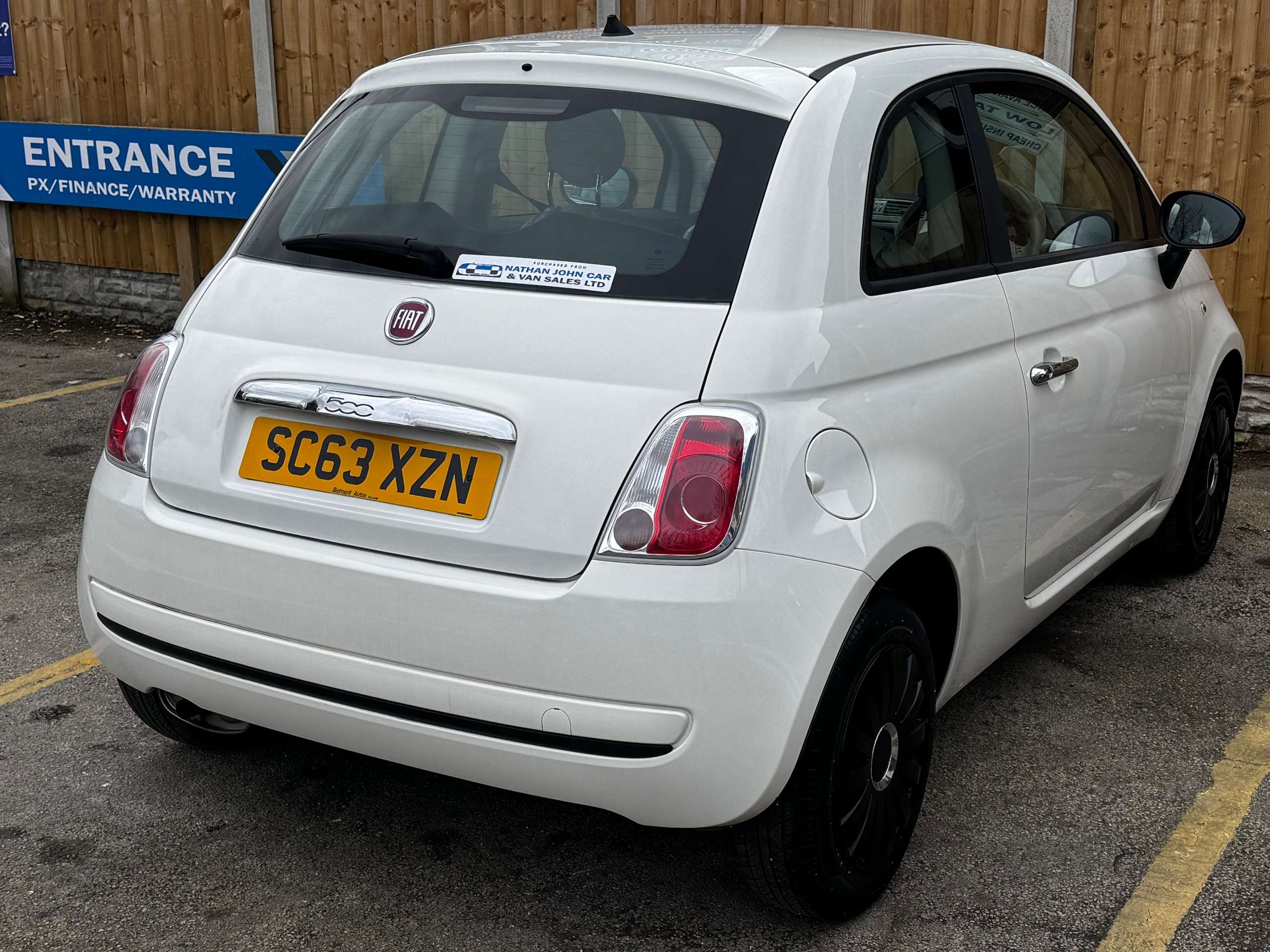 2014 FIAT 500 2014 FIAT 500