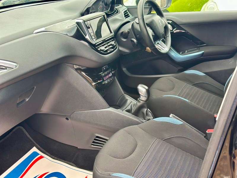 2013 PEUGEOT 208 2013 PEUGEOT 208