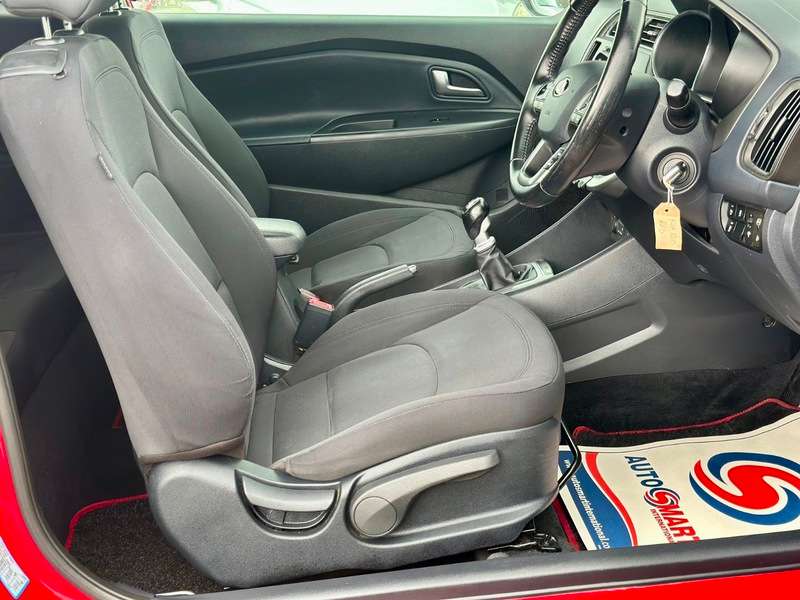 2014 KIA RIO 2014 KIA RIO