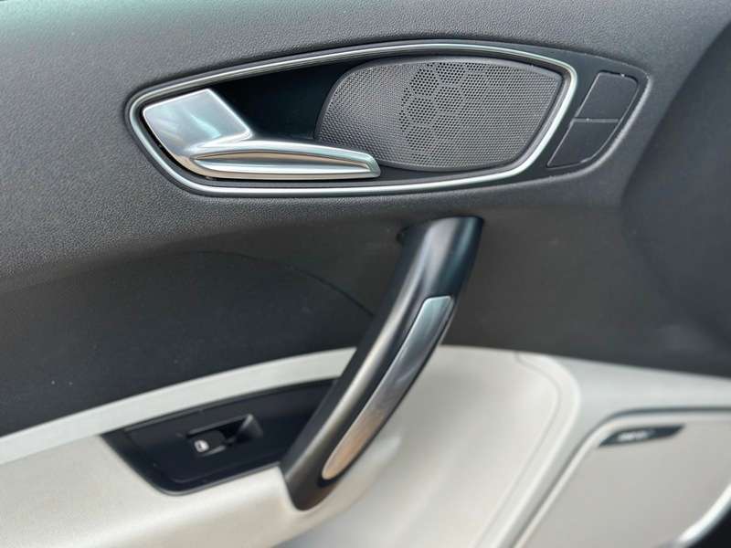 2011 AUDI A1 2011 AUDI A1