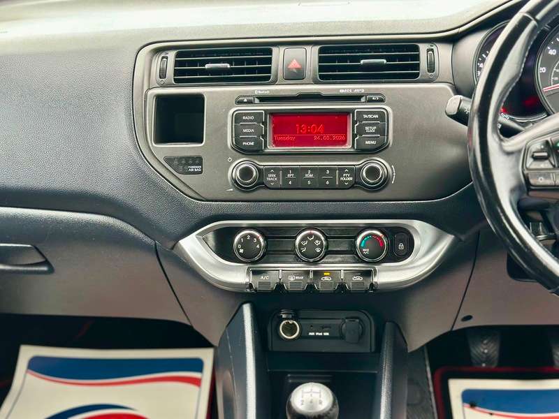 2014 KIA RIO 2014 KIA RIO